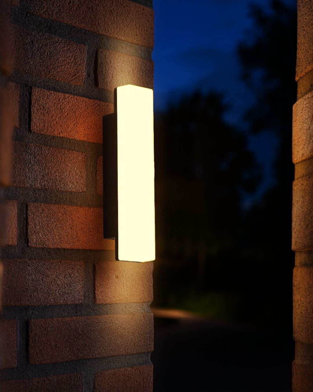 LAMPARA DE PARED EXTERIOR NEGRA LED 10W 30K