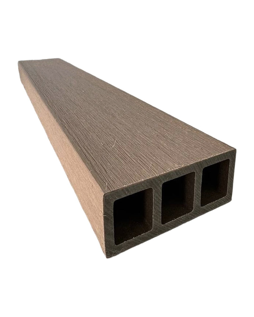 TUBO WPC EXTERIOR DE 3 CÁMARAS 2900×90×40MM | SEA SAND | BOLSA 4 PIEZAS