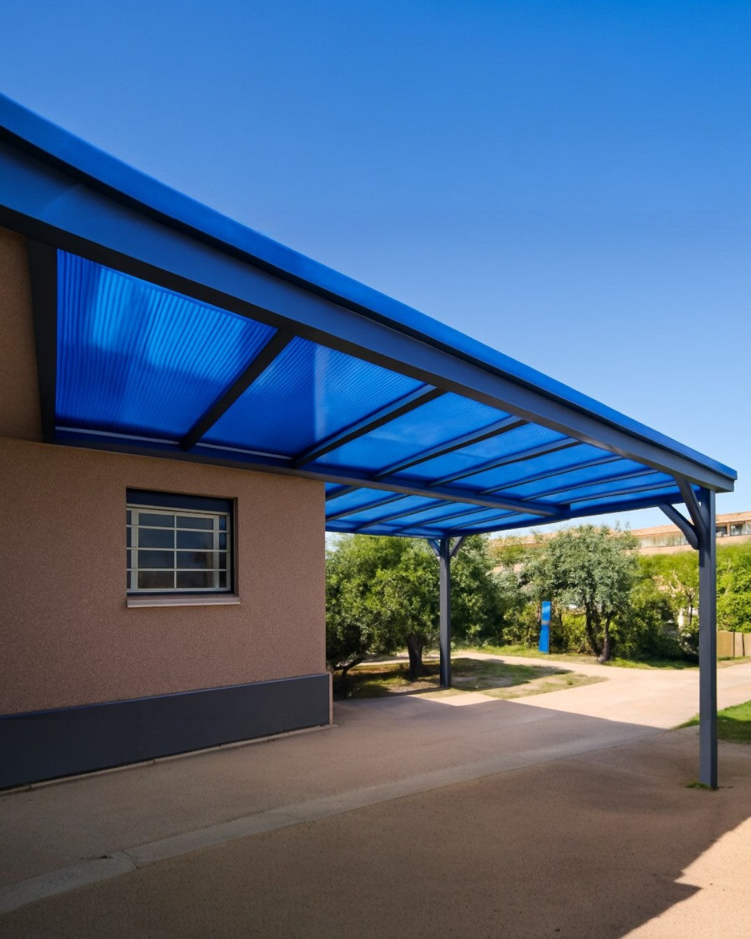 LÁMINA DE POLICARBONATO - 1.22M X 8MM X 3.05M - AZUL