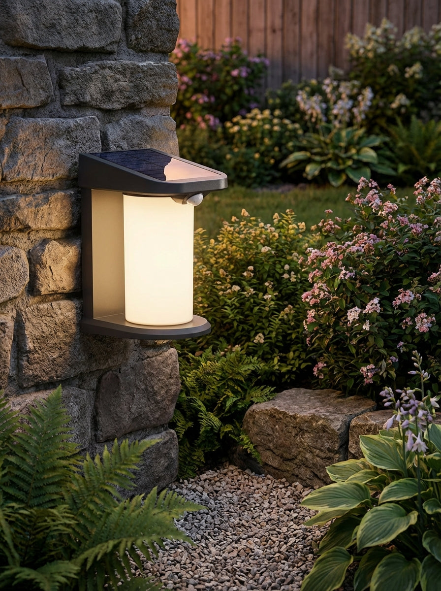 LAMPARA DE PARED SOLAR LED 6W 3000K - TAMAÑO 12.7×10.5×17.9 CM - LUZ 3000K (BLANCO CÁLIDO) - 6W