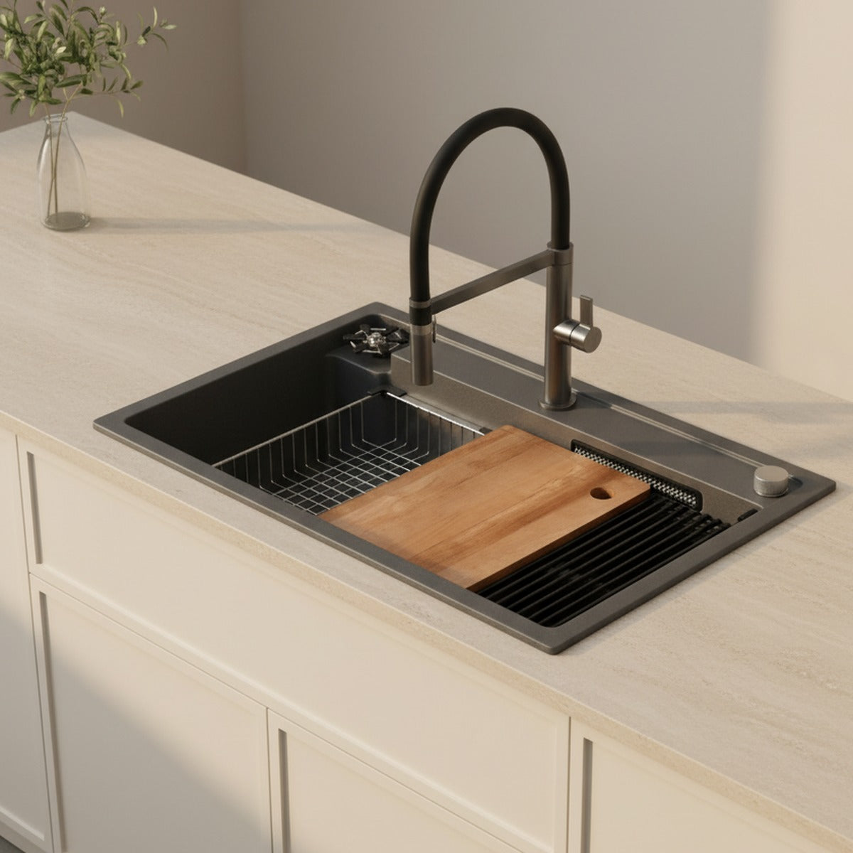 Fregadero de granito 80 cm gris premium con grifo extraíble y accesorios instalado en una cocina